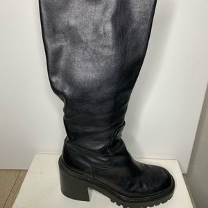 Vic Matē platform Boots good for skinny calf’s